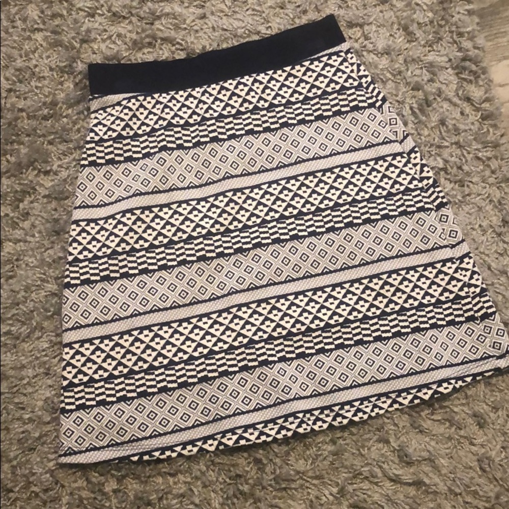Patterned a-line skirt